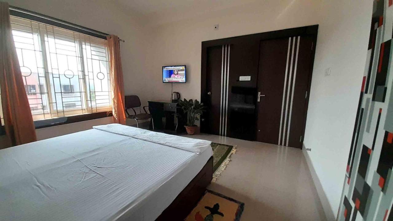 Sublime Homestay Bhubaneswar Bagian luar foto