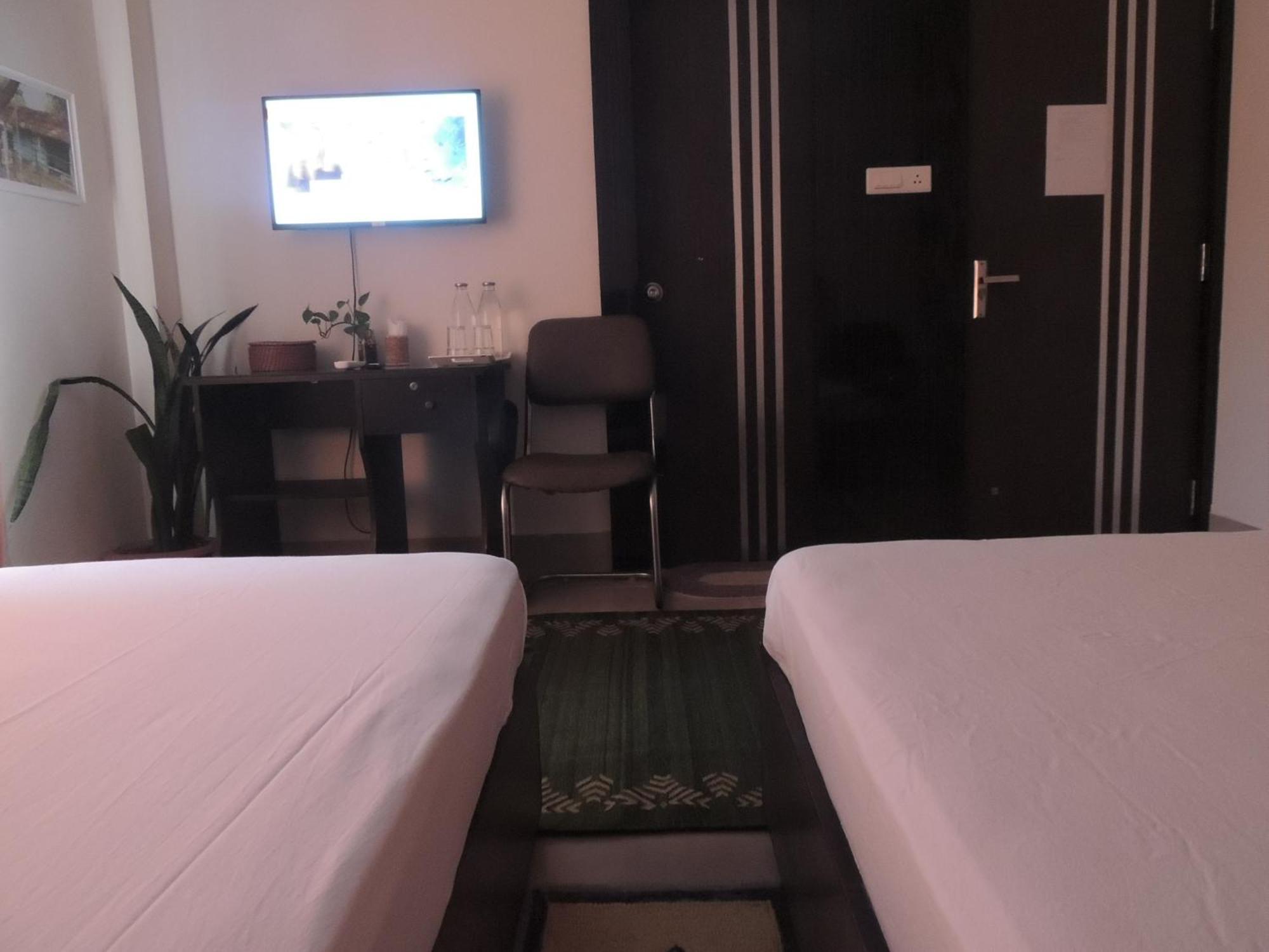 Sublime Homestay Bhubaneswar Bagian luar foto