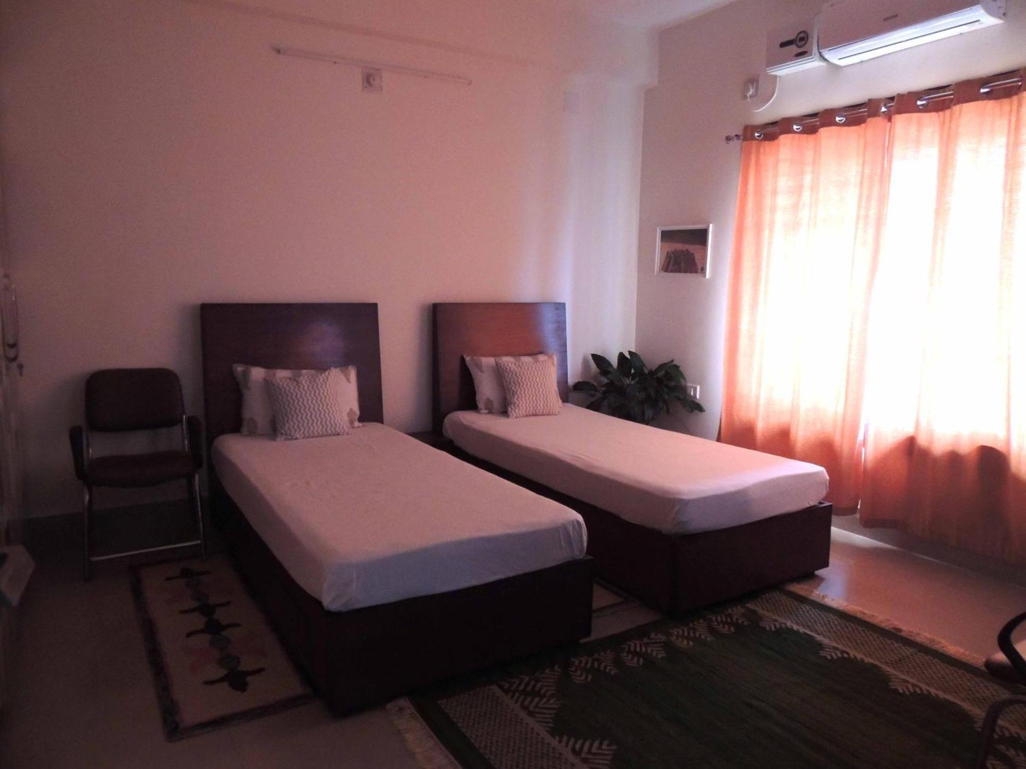 Sublime Homestay Bhubaneswar Bagian luar foto