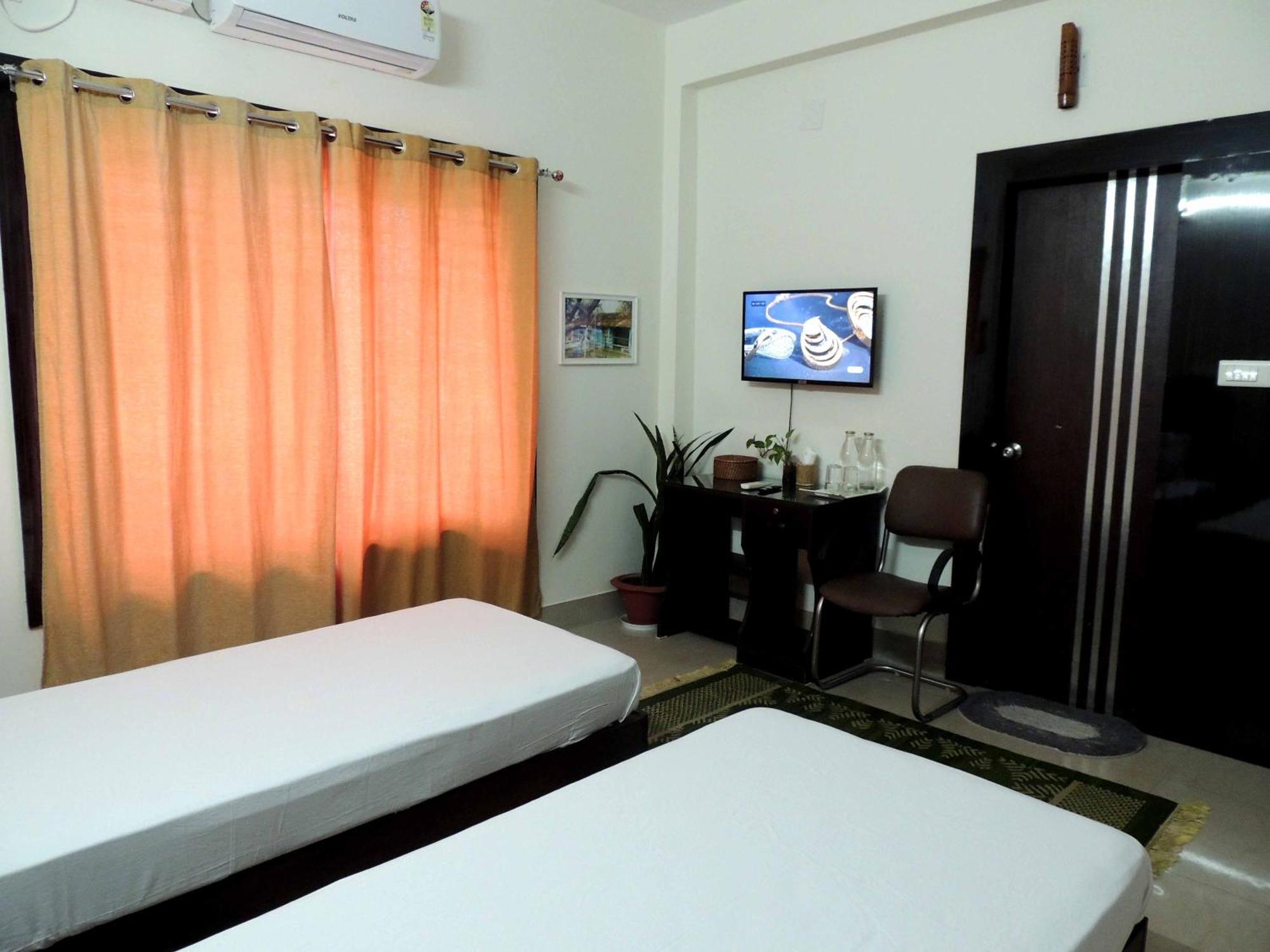 Sublime Homestay Bhubaneswar Bagian luar foto